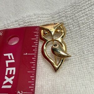 Gold-Tone Owl Brooch Pin - Elegant Women’s Jewelry